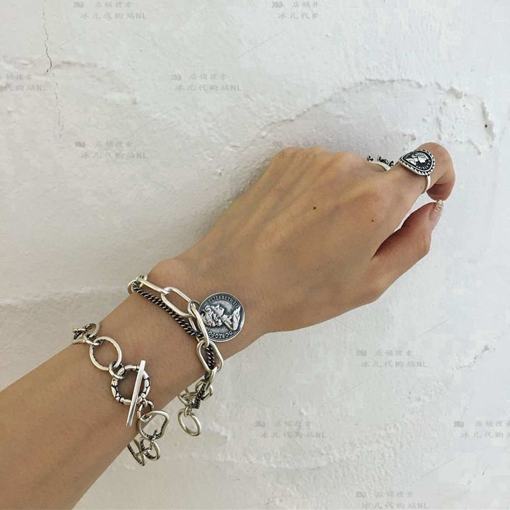 Vòng Tay Mặt Hình Chân Dung Phong Cách Retro Cho Nữ