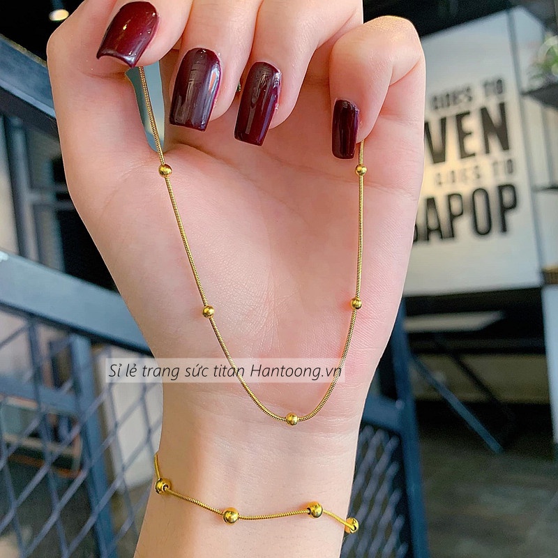 Vòng tay titan nữ không gỉ không phai màu lắc tay nữ mạ vàng 18k kiểu dáng viên bi phong cách nhẹ nhàng