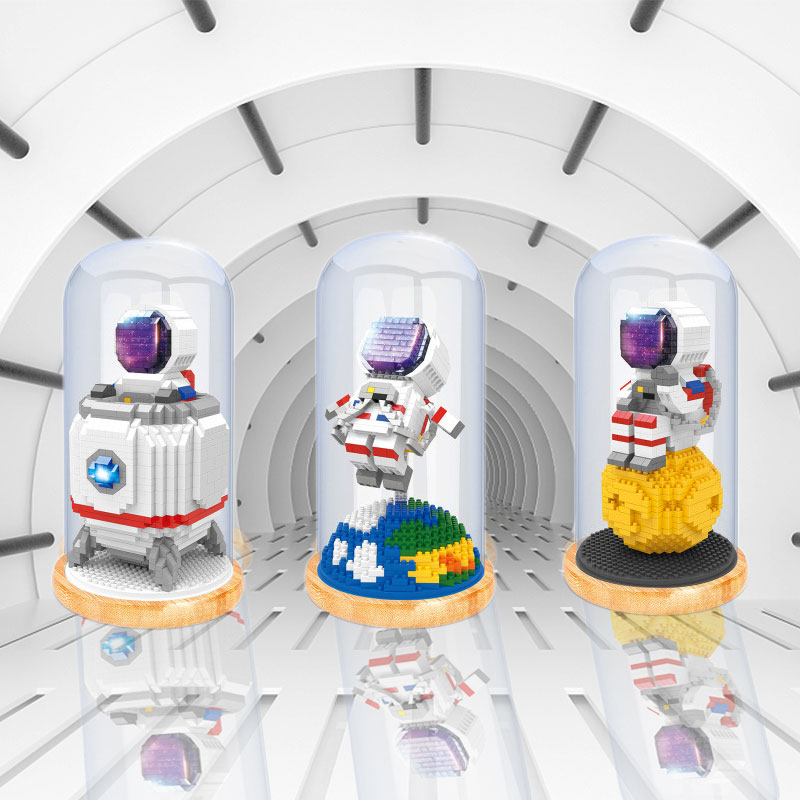 Đồ Chơi Lắp Ráp Mô Hình Nhà Du Hành Vũ Trụ Vui Nhộn Luyện Trí Não Cho Bé