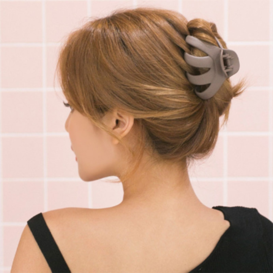 Kẹp tóc càng cua bằng nhựa đơn giản thời trang Hàn Quốc cho nữ