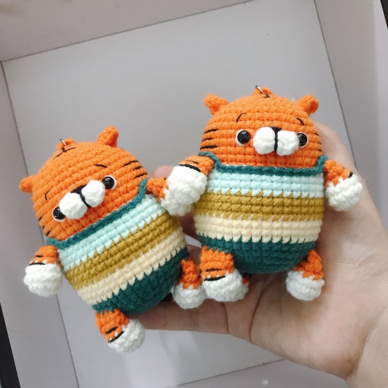 Móc Khoá Con Hổ Nhồi Bông Bằng Len - Thú Bông Len Handmade Đan Móc Thủ Công Bằng Tay