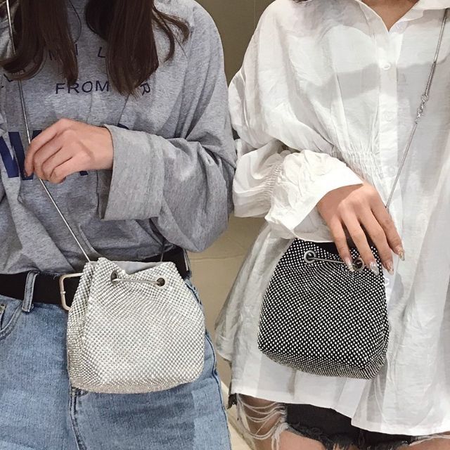 TÚI ĐEO ĐÍNH ĐÁ THỜI TRANG