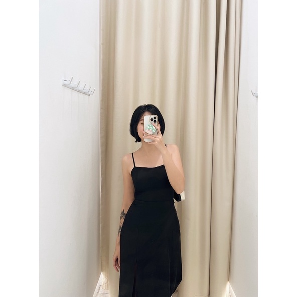 Naked By V - Váy midi đen dáng ôm xẻ tà Midnight Dress