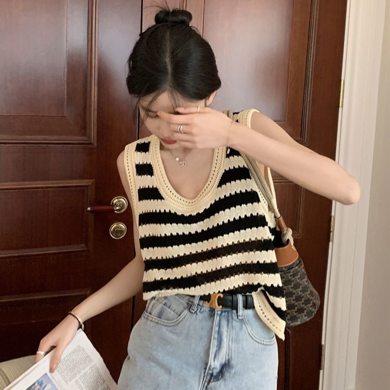 Áo Lửng Nữ Cộc Tay Cổ Tròn Form Rộng Thời Trang Hàn