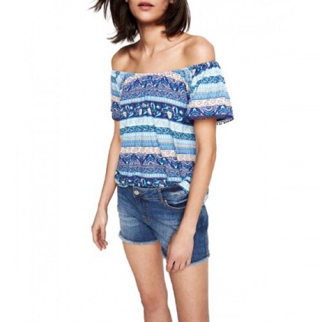 Áo thun Springfield