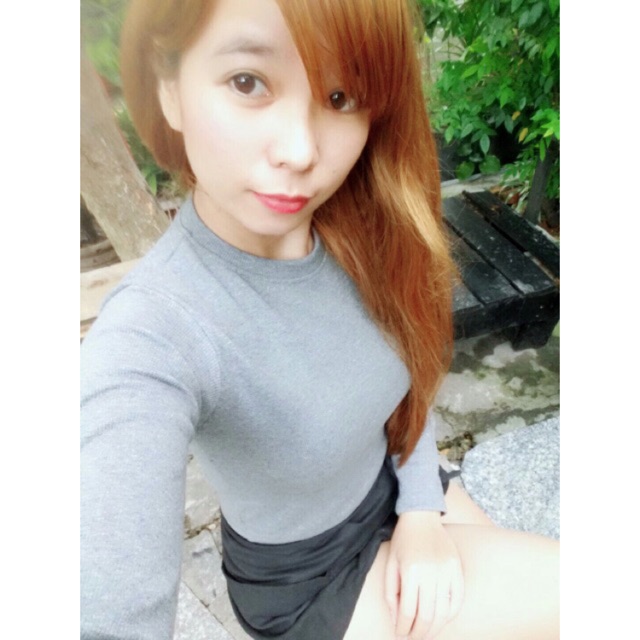 Áo thun tay dài ôm body