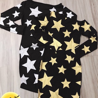 Đầm thun in sao lệch vai body