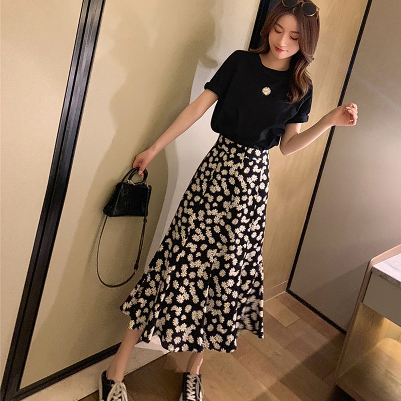 Set Áo Thun Tay Ngắn &amp; Váy Dài In Hoa Cúc Cho Nữ