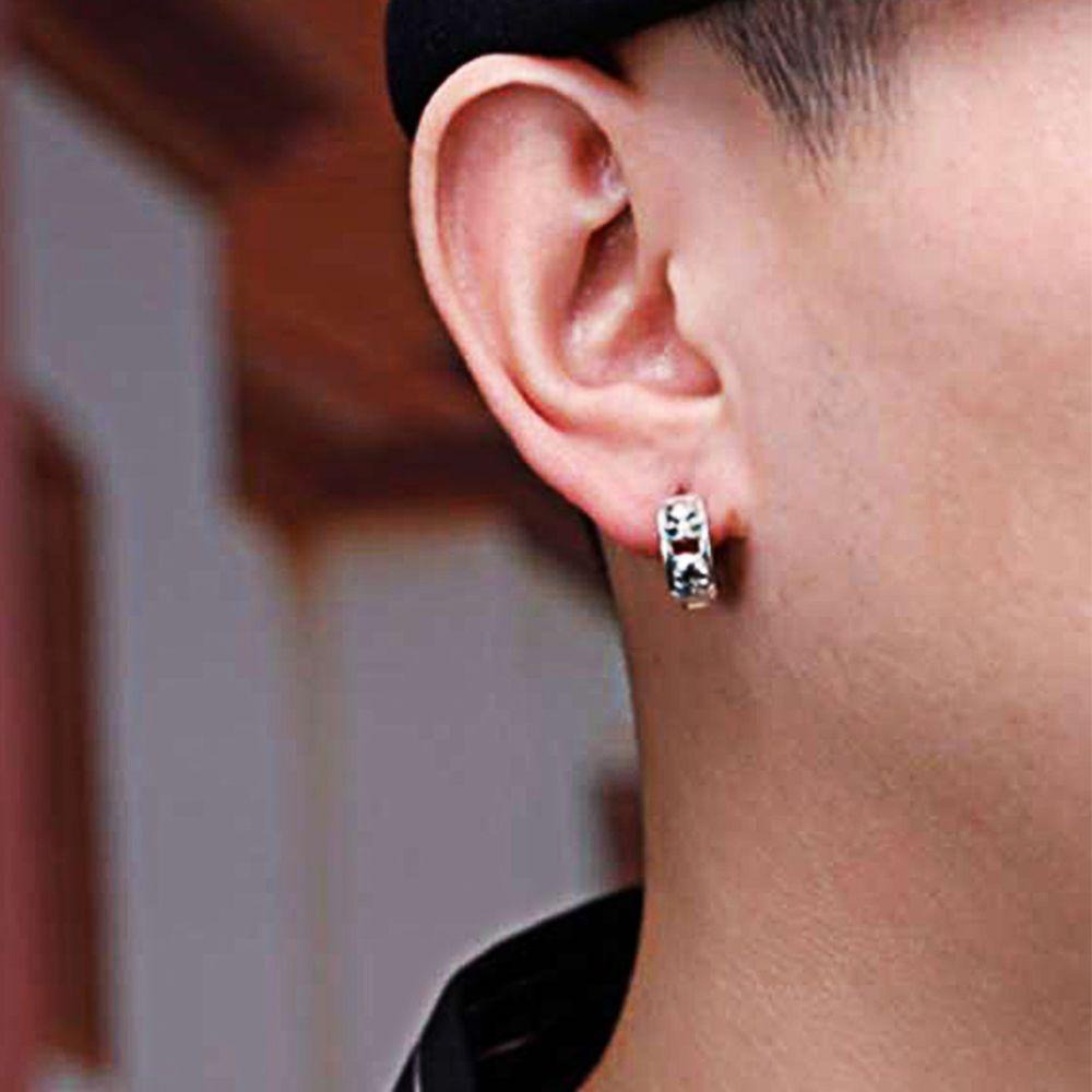 Bông Tai Tròn Bằng Thép Không Gỉ Màu Trơn Thời Trang Dành Cho Nam Nữ