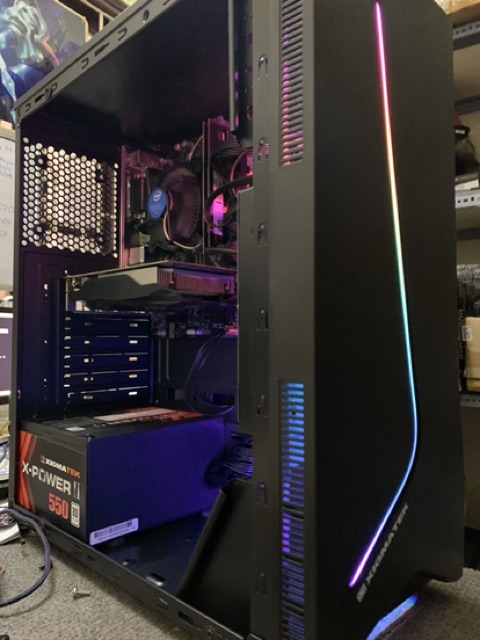 Vỏ case máy tính Xigmatek Eros | Dải led RGB mặt trước | Kính cường lực | Hỗ trợ lắp main ATX | BigBuy360 - bigbuy360.vn