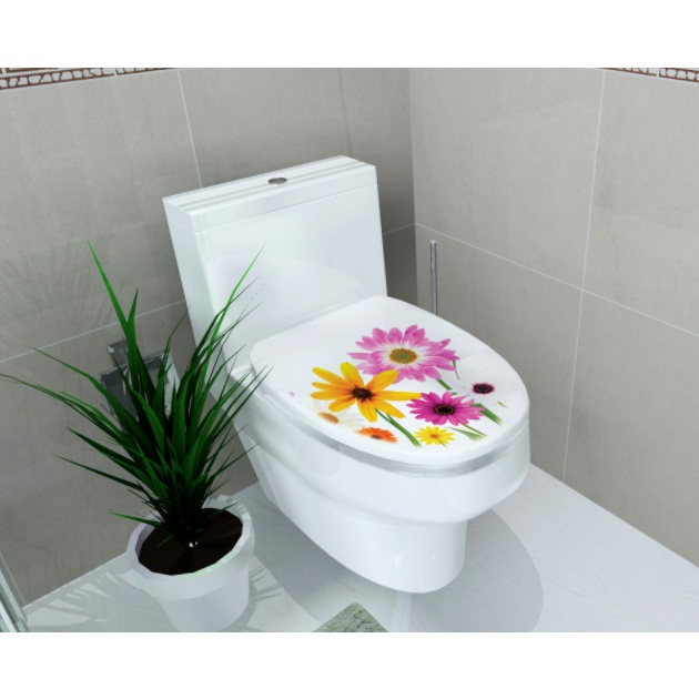 Decal dán Toilet - hình Chú Bò đen xinh xắn