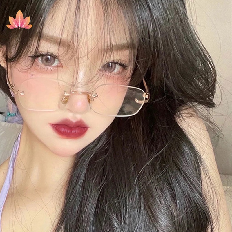 Set 6 Thỏi Son Kem Nhung Mịn Trang Điểm Dễ Thương Kèm Hộp Đựng jp5