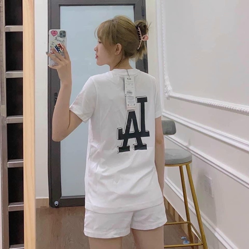 (HÀNG XUẤT XỊN) Áo trắng đơn giản logo thêu 1808 BOSTON TEE WHITE  Made in Cambodia full tag code  Size XS S M L