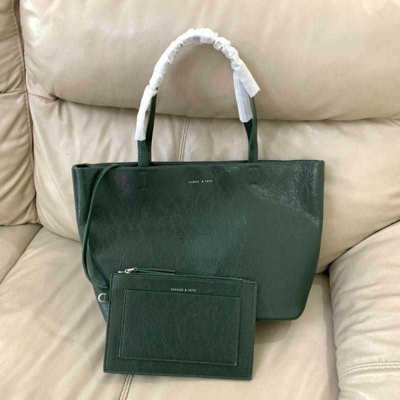 Túi Tote Cỡ Lớn Hiệu Charles And Keith C12652