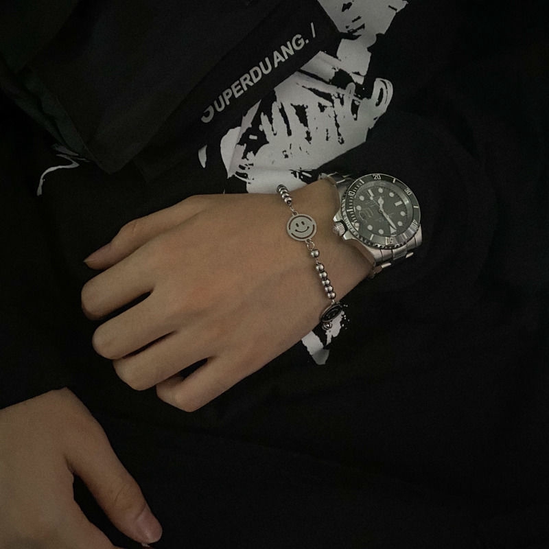 Vòng Đeo Tay Bằng Thép Titan Hình Mặt Cười Phong Cách Hiphop