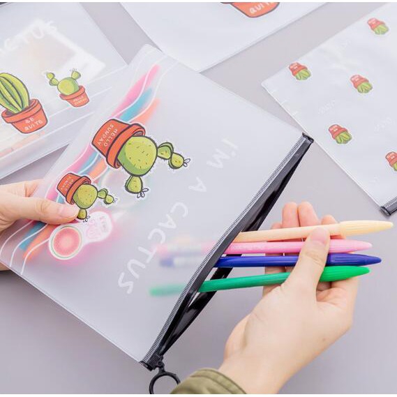 Túi Đựng Bút Trong Suốt In Hình Dễ Thương