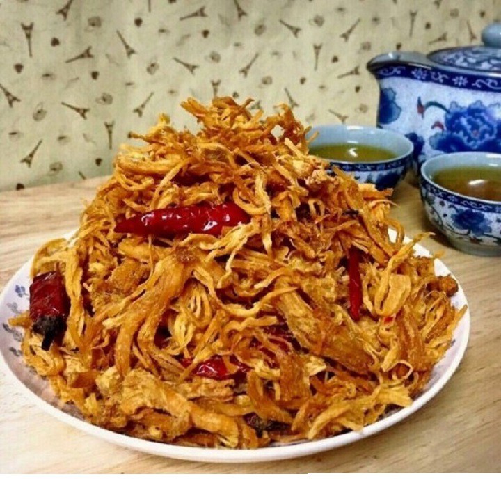 500g KHÔ GÀ CHÁY TỎI LOẠI MỚI có chứng nhận VSATTP | BigBuy360 - bigbuy360.vn