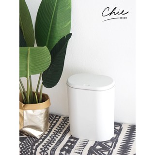 Oval Trashbin