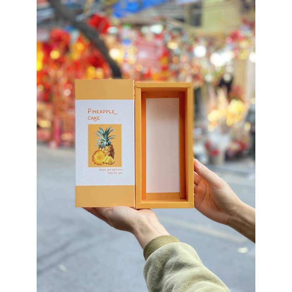 1 set hộp và túi nhiều mẫ dùng để đựng bánh dứa hoặc các loại bánh quy