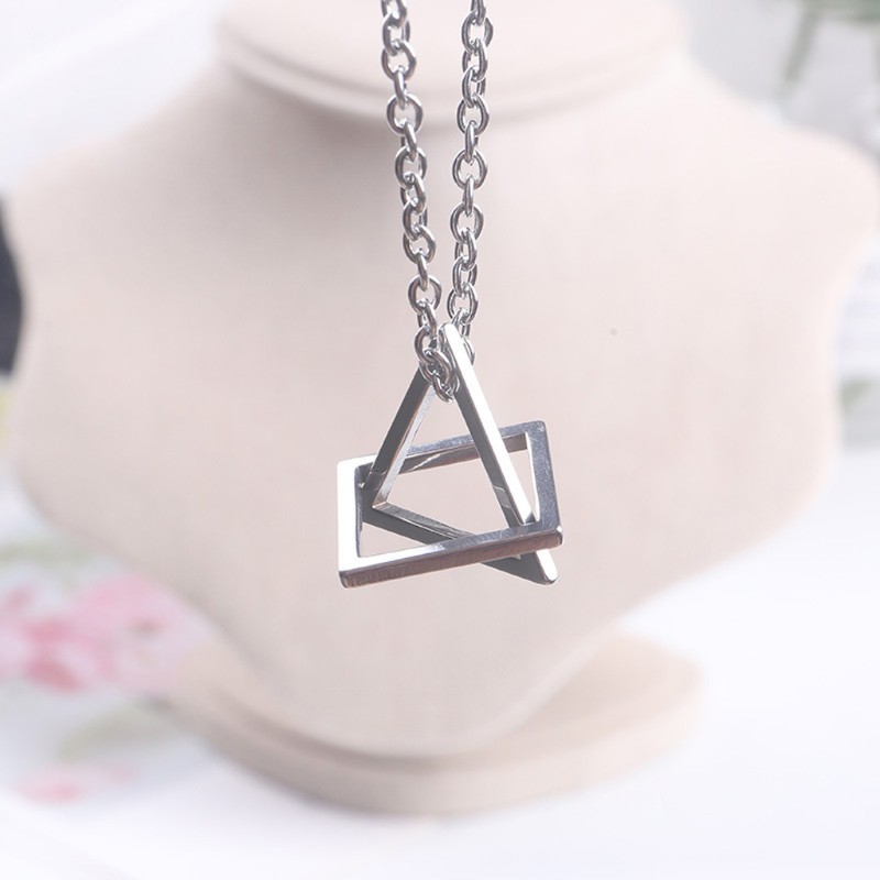 Dây Chuyền Mặt Tam Giác Bằng Thép Không Gỉ Dài 10m
