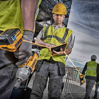 Pin li-ion 18v dung lượng khủng 5ah hiệu dewalt dcb184 hàng mới 100% nhập khẩu úc