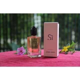 Nước hoa nữ sì armani - quyến rũ hiện đại.