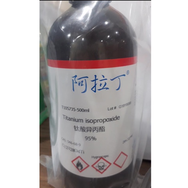 Hoá chất Titanium isopropoxide CAS 546-68-9 C12H28O4Ti aladdin T105735 lọ 500ml Titanium(IV) isopropoxide