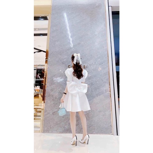 Đầm nữ dự tiệc cổ vuông kèm nơ bảng to váy trắng chụp hình kỷ yếu xinh đẹp dễ thương