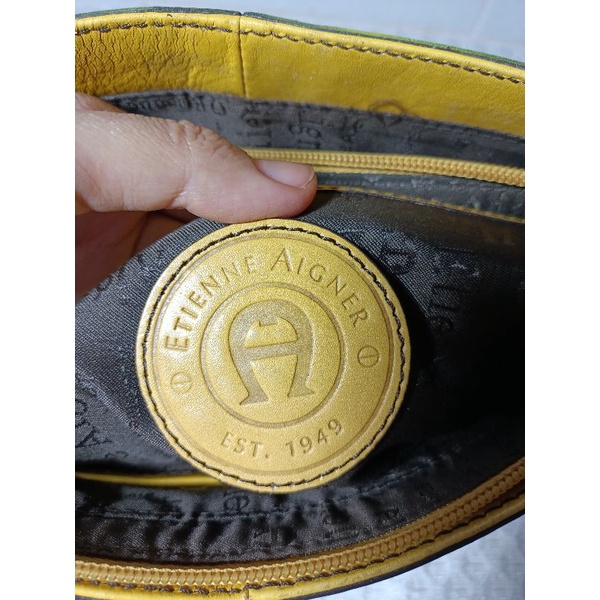 Túi xách si hiệu