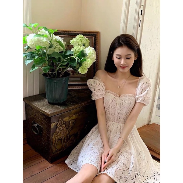 ĐẦM TRẮNG BBD HOA XÔ NƠ LƯNG