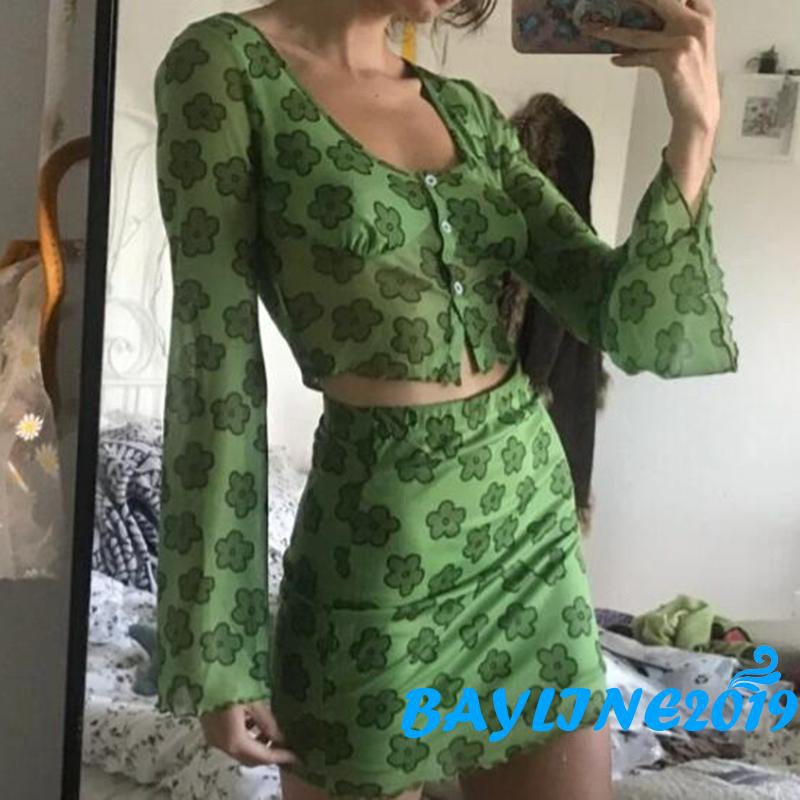 Áo Thun Lửng Tay Loe In Hoa Thời Trang Dành Cho Nữ