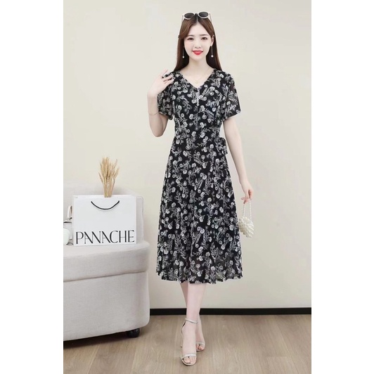 Váy hoa voan 2 lớp cho phụ nữ trung niên. Đầm mùa hè đi biển cho mẹ sang trọng quí phái