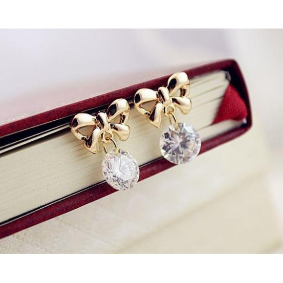 Khuyên tai Nơ cá tính đính đá tròn i14