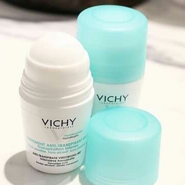 Lăn khử mùi giúp khô thoáng vùng da dưới cánh tay 48 giờ Vichy Deodorant 48H 50ml