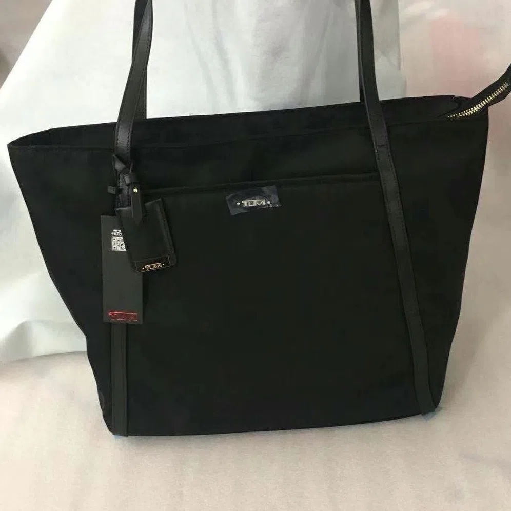 Tumi Túi Xách Mua Sắm Đeo Vai Sức Chứa Lớn Thời Trang Cho Nữ