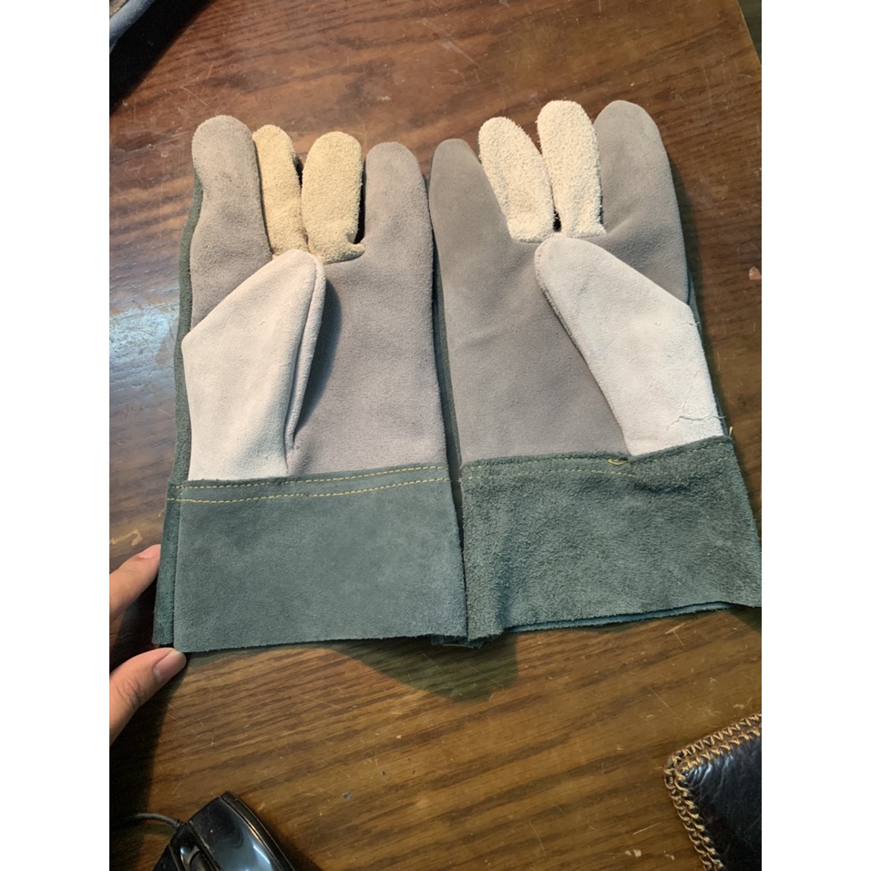 Gang tay da  hàn tig