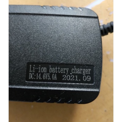 Sạc 4S 14.6V 5A Tích hợp Quạt làm mát. Sạc Cho pin sắt LFP, Lifepo4