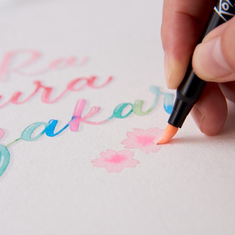 Bút Sakura Koi Coloring Brush Calligraphy (3)