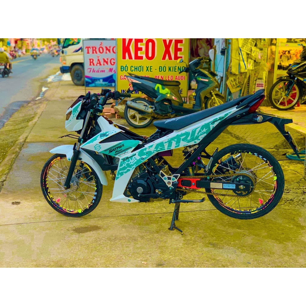 Tem Rời Satria mẫu zin màu trắng xanh