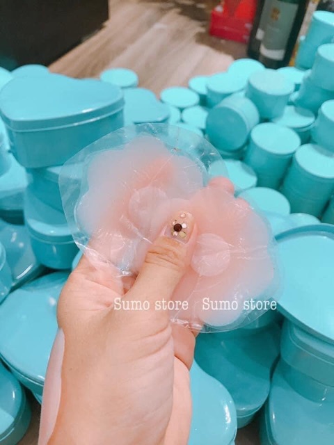 Áo dán đầu ti | BigBuy360 - bigbuy360.vn