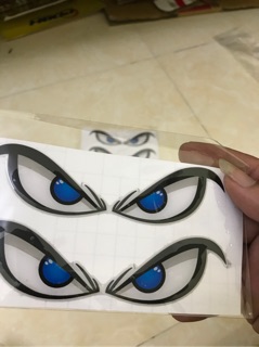 Tem Nổi Mắt Mèo 1 Vỉ 4 mắt
