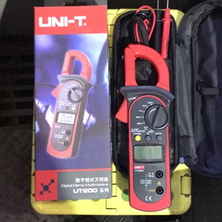 Đồng hồ Ampe kìm đo điện UT200