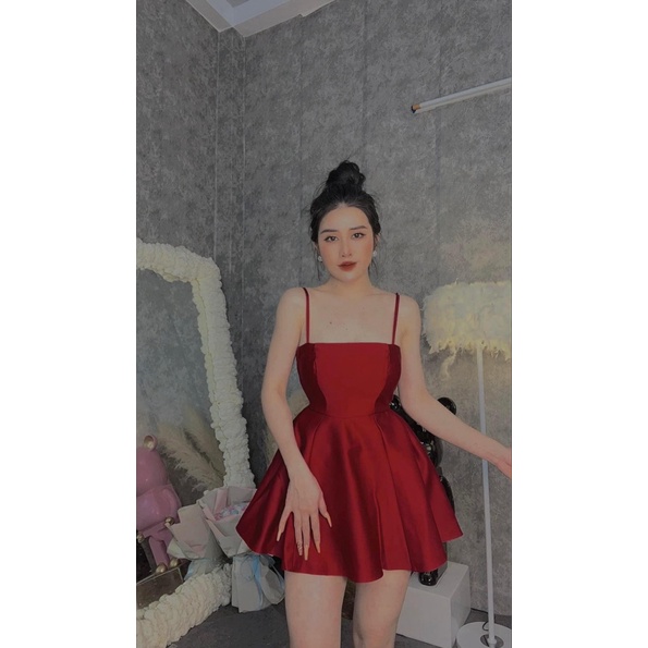 ĐẦM XÒE NỮ 2 DÂY CÓ MÚT NGỰC KÈM QUẦN LÓT TRONG KHÔNG LO BỊ LỘ PU