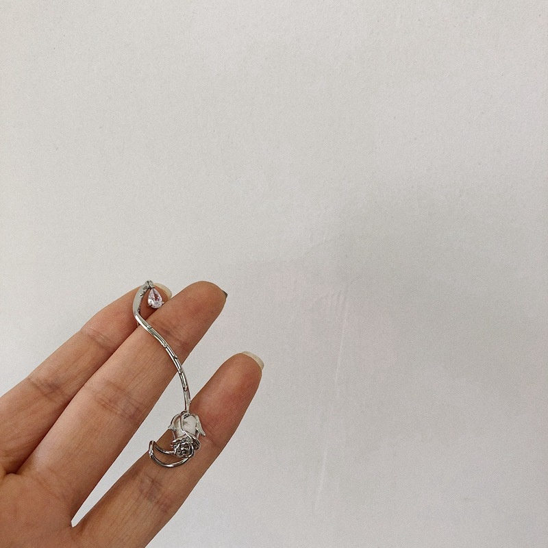 Bông Tai Dạng Kẹp Đính Đá zircon Hình Hoa Hồng Siêu Thần Tiên Cá Tính Đơn Giản