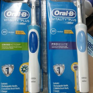 Bàn chải pin Oral B 3D White Action (loại có thể thay đầu bàn chải)