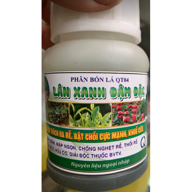 Phân Bón Lá QT04 Lân Xanh Đậm Đặc, Kích Thích Ra Rễ, Bật Chồi Cực Mạnh, Khỏe Cây, Thể Tích: 100ml