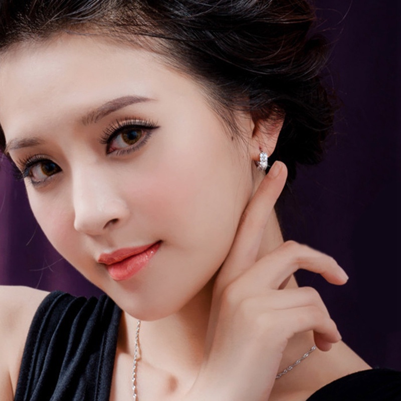 Đôi Khuyên Tai Nữ Đính Đá Lấp Lánh Xinh Xắn