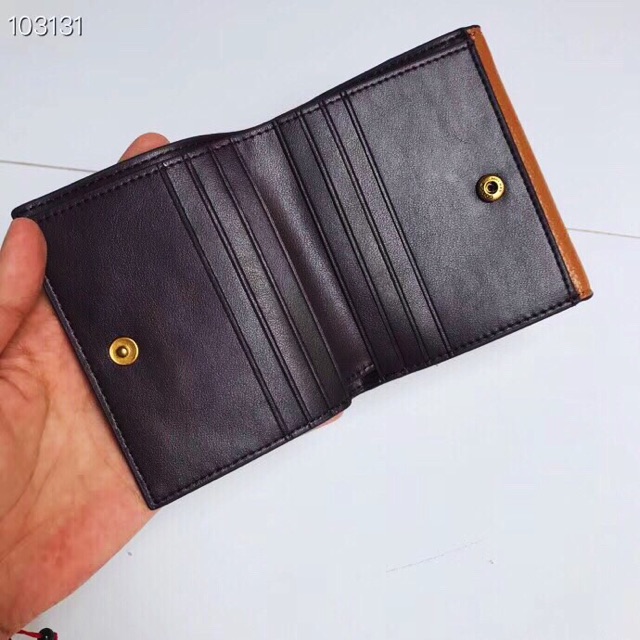 VÍ COACH TABBY MINI