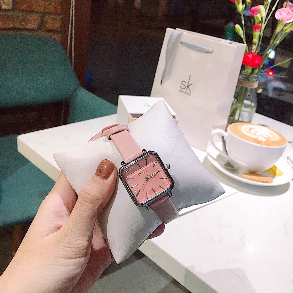 Đồng hồ ULZZANG nữ dây da mềm mặt vuông cổ điển (KÈM HỘP)