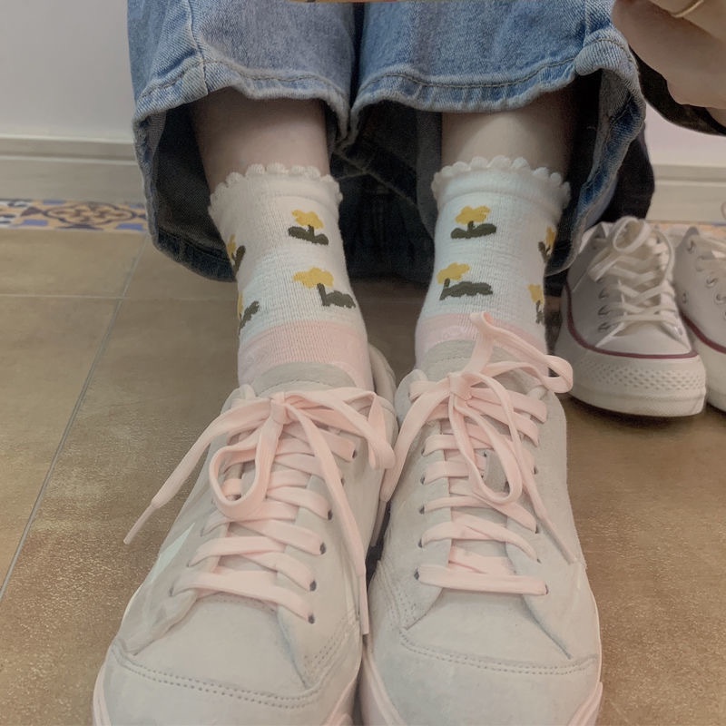 Đôi Vớ Thoáng Khí Phối Ren Họa Tiết Thỏ Dễ Thương Bắt Mắt